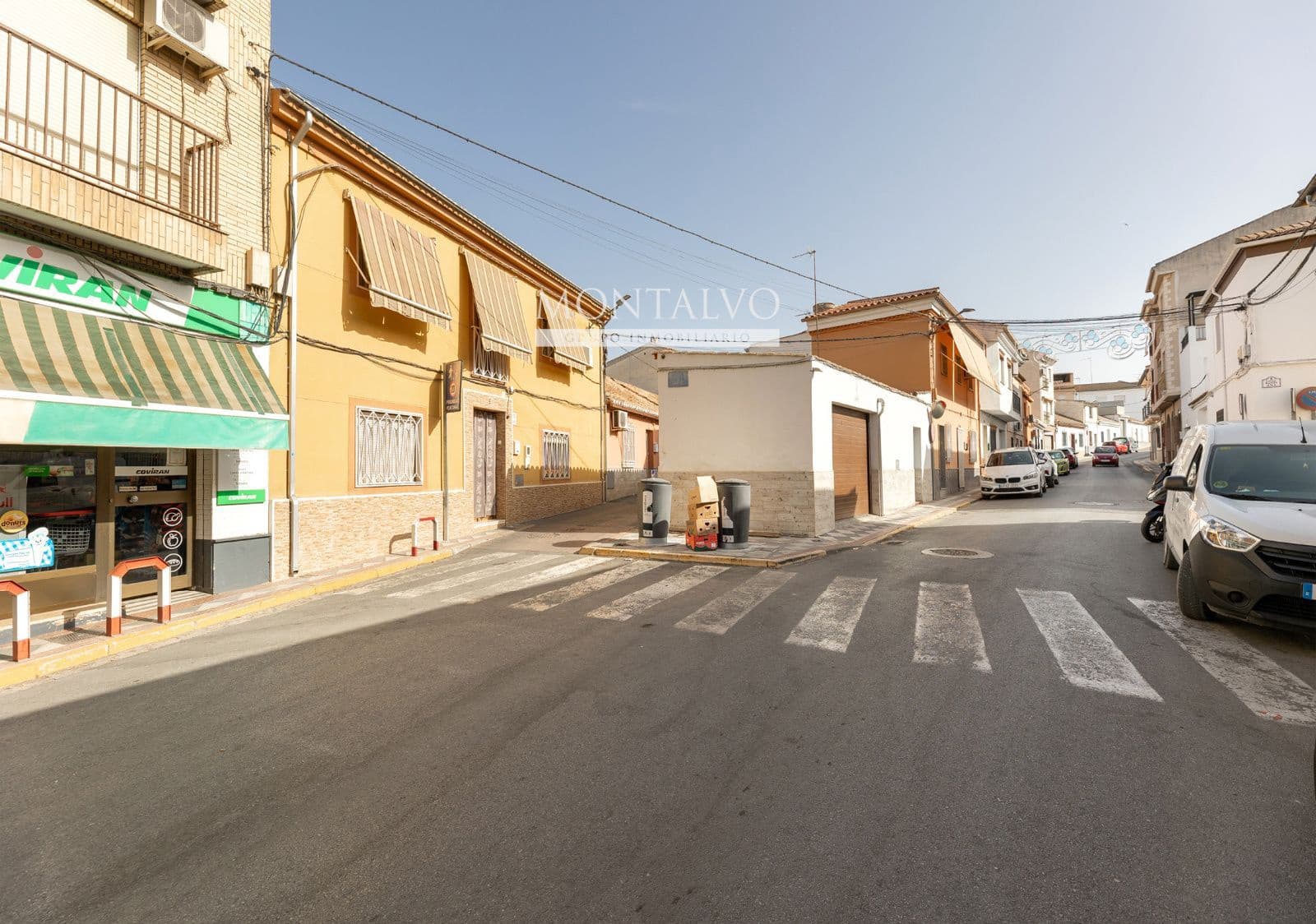 4 bedroom Villa for sale in Atarfe - € 249,000 (Ref: 9926493)