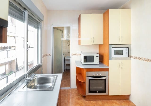3 soveværelse Lejlighed til salg i Atarfe - € 129.000 (Ref: 9926584)
