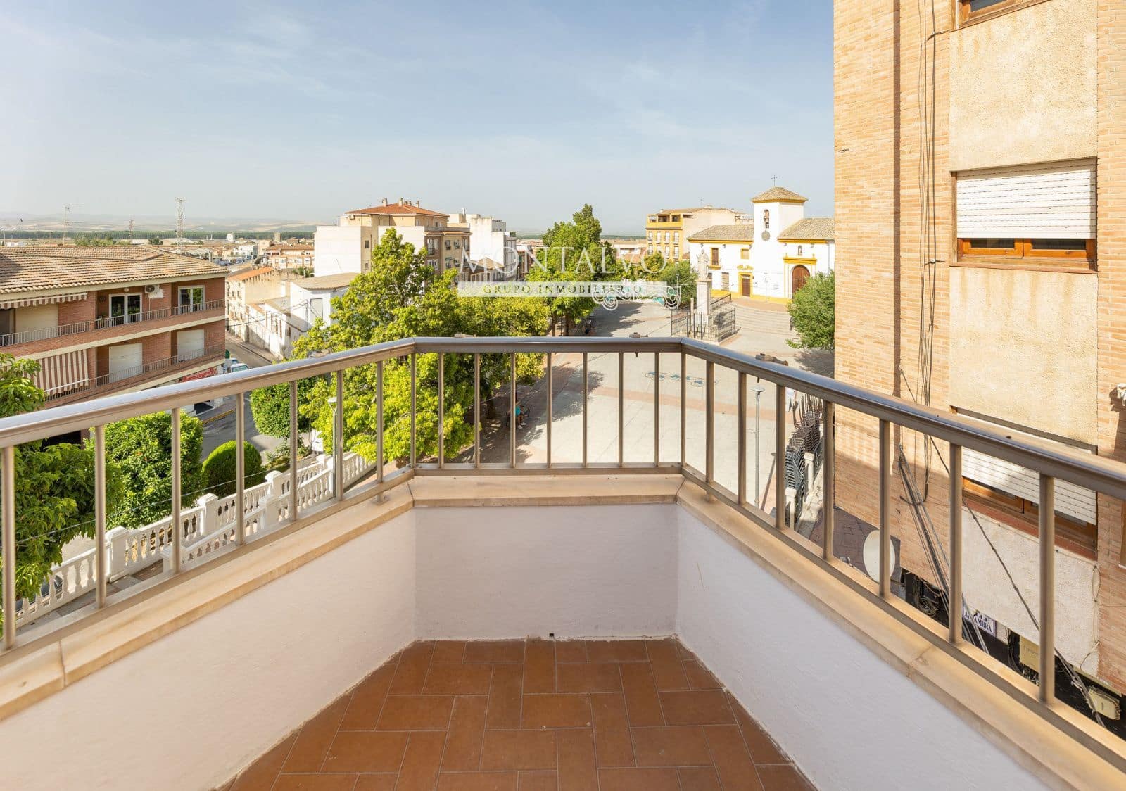 3 bedroom Flat for sale in Atarfe - € 129,000 (Ref: 9926584)