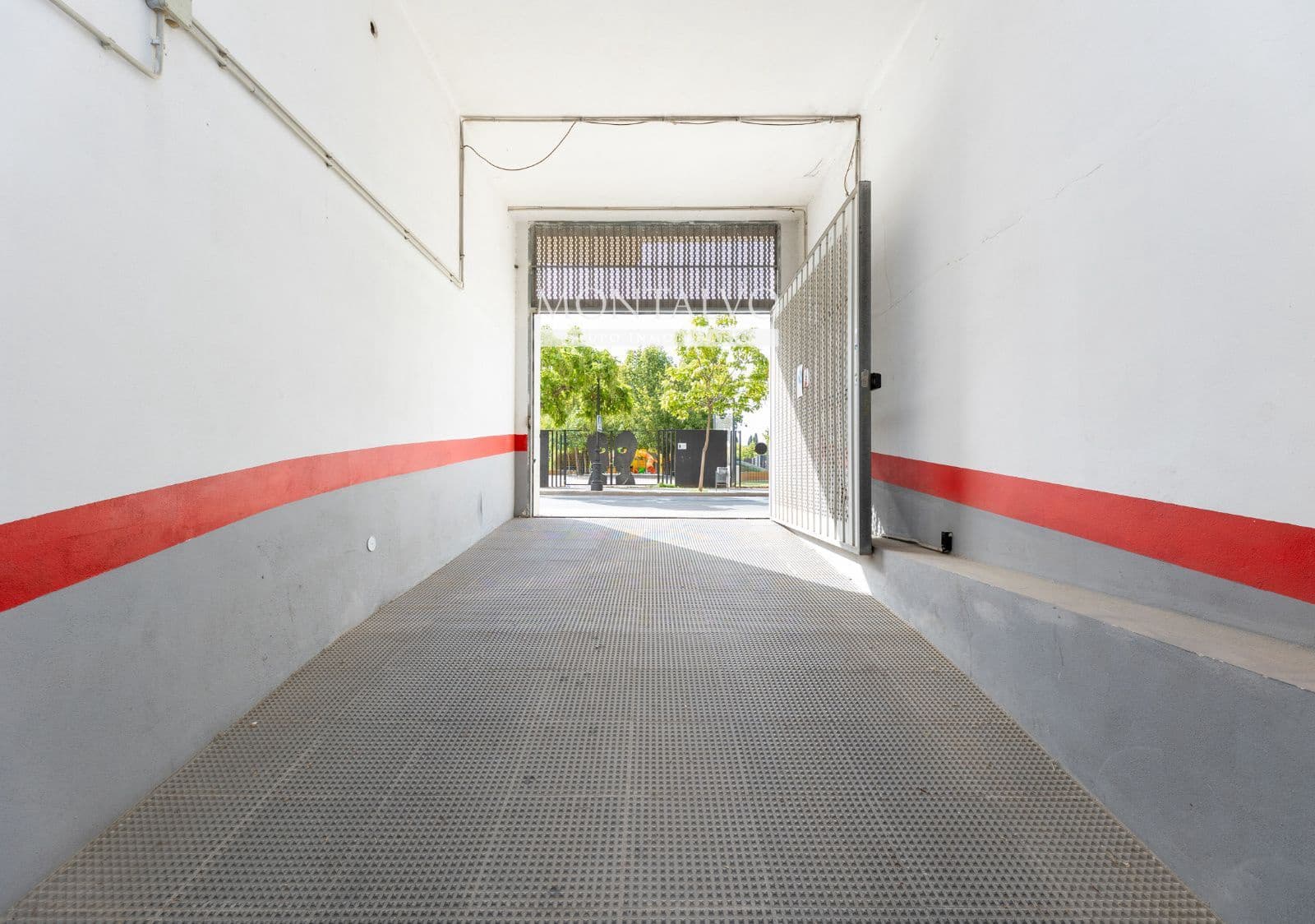 Garage à vendre à Atarfe - 12 900 € (Ref: 9932201)