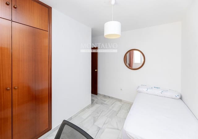 4 quarto Apartamento para arrendar em Almanjayar, Granada cidade - 1 000 € (Ref: 9938589)