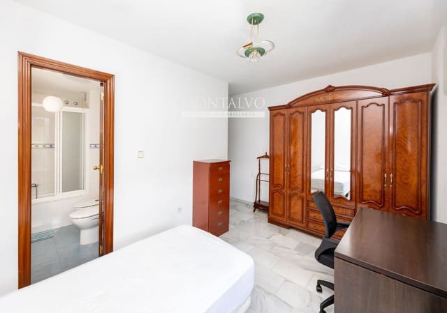4 quarto Apartamento para arrendar em Almanjayar, Granada cidade - 1 000 € (Ref: 9938589)