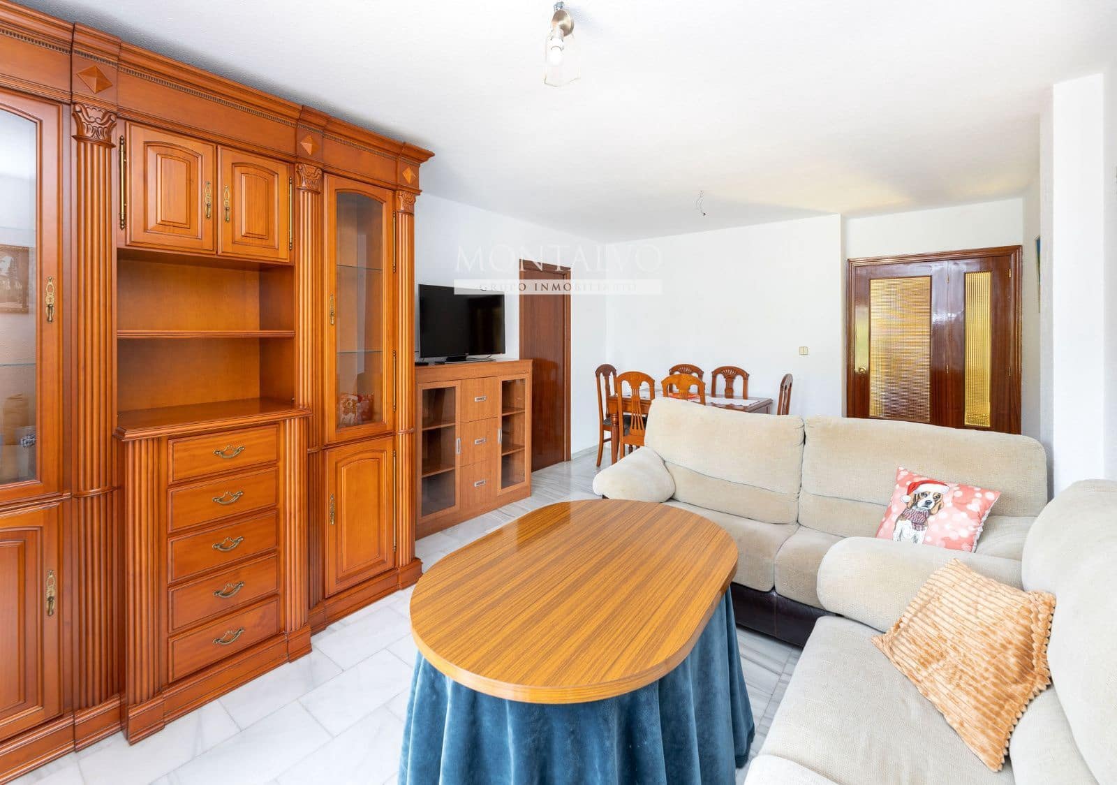 4 quarto Apartamento para arrendar em Granada cidade - 1 000 € (Ref: 9938589)