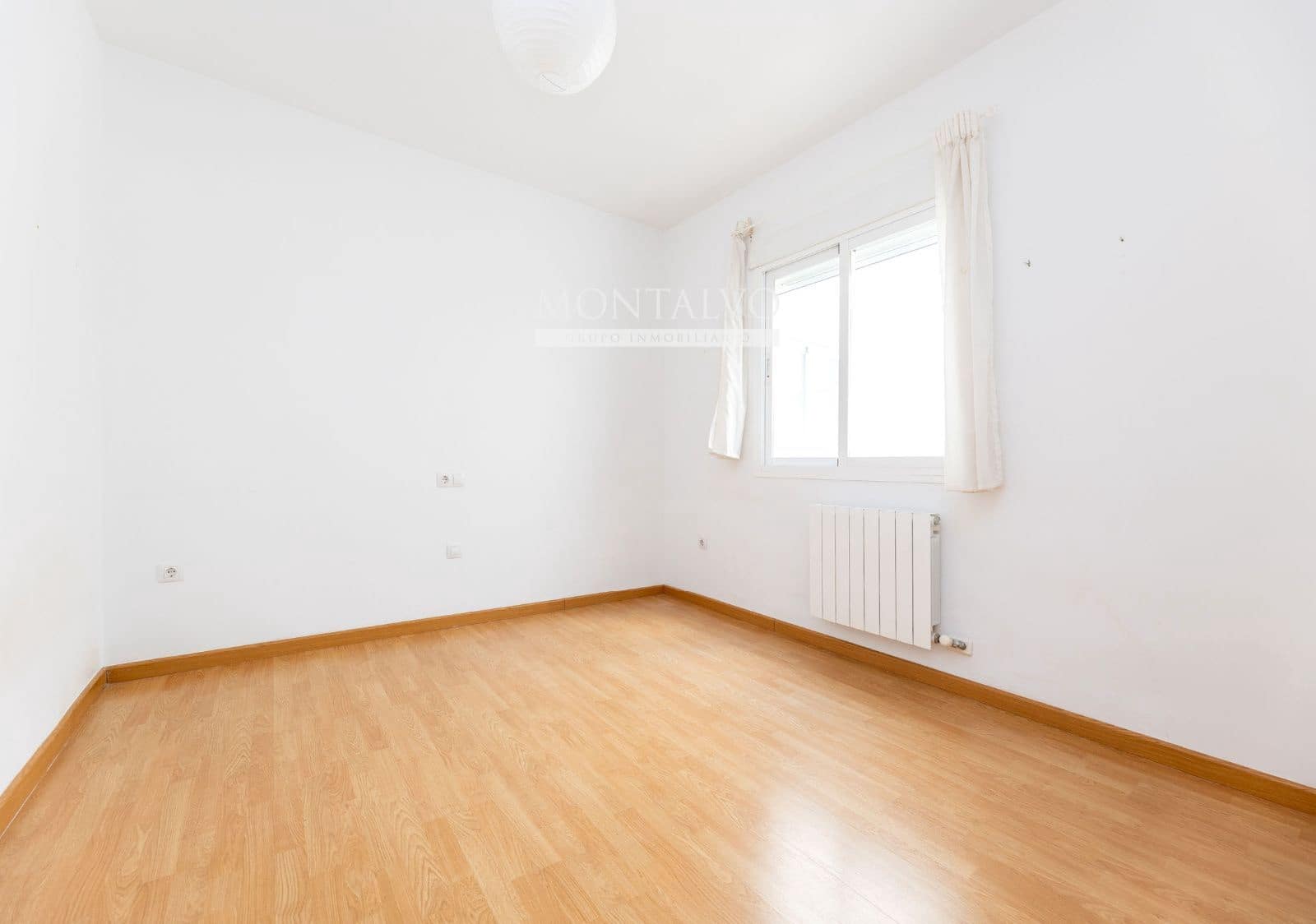 2 soveværelse Lejlighed til salg i Atarfe med garage - € 149.000 (Ref: 9950375)