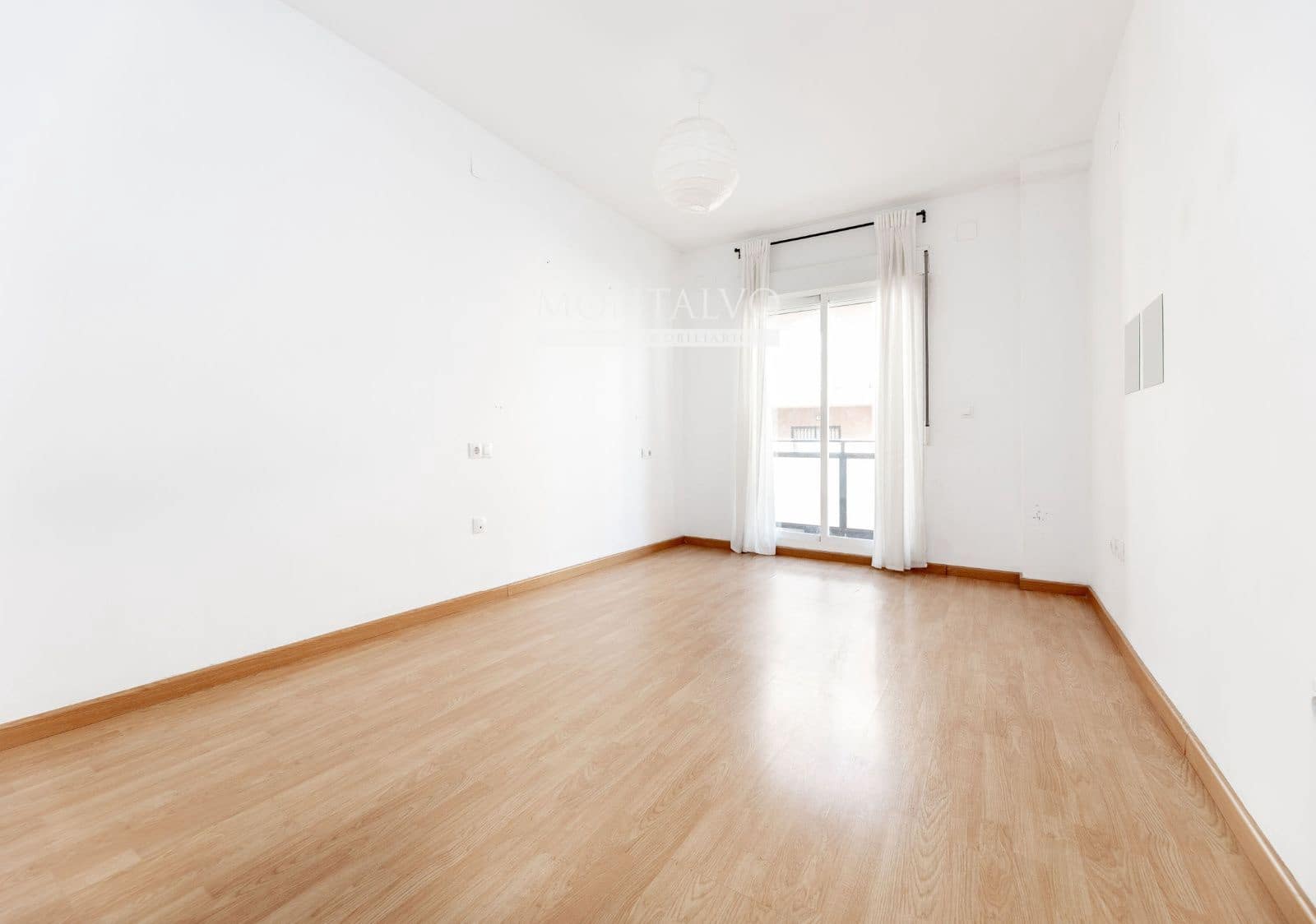 2 soveværelse Lejlighed til salg i Atarfe med garage - € 149.000 (Ref: 9950375)