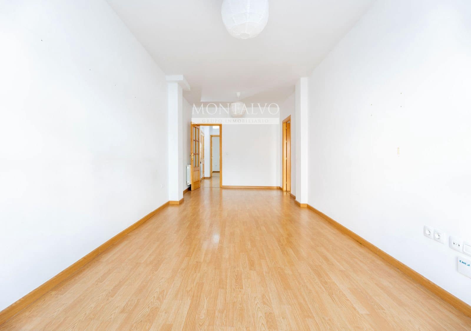 2 soveværelse Lejlighed til salg i Atarfe med garage - € 149.000 (Ref: 9950375)