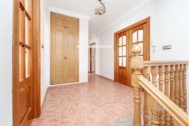 4 sovrum Hus till salu i Pinos Puente med garage - 159 900 € (Ref: 9950769)