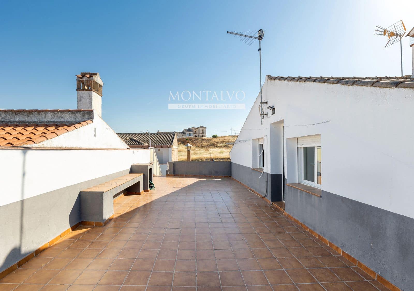 4 camera da letto Casa in vendita in Pinos Puente con garage - 159.900 € (Rif: 9950769)