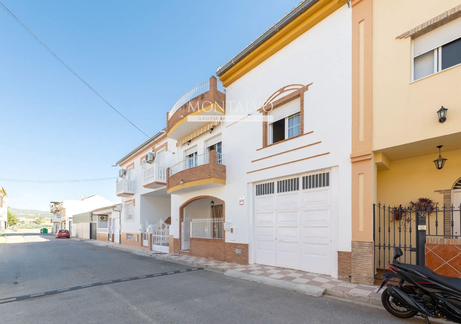 4 camera da letto Casa in vendita in Pinos Puente con garage - 159.900 € (Rif: 9950769)