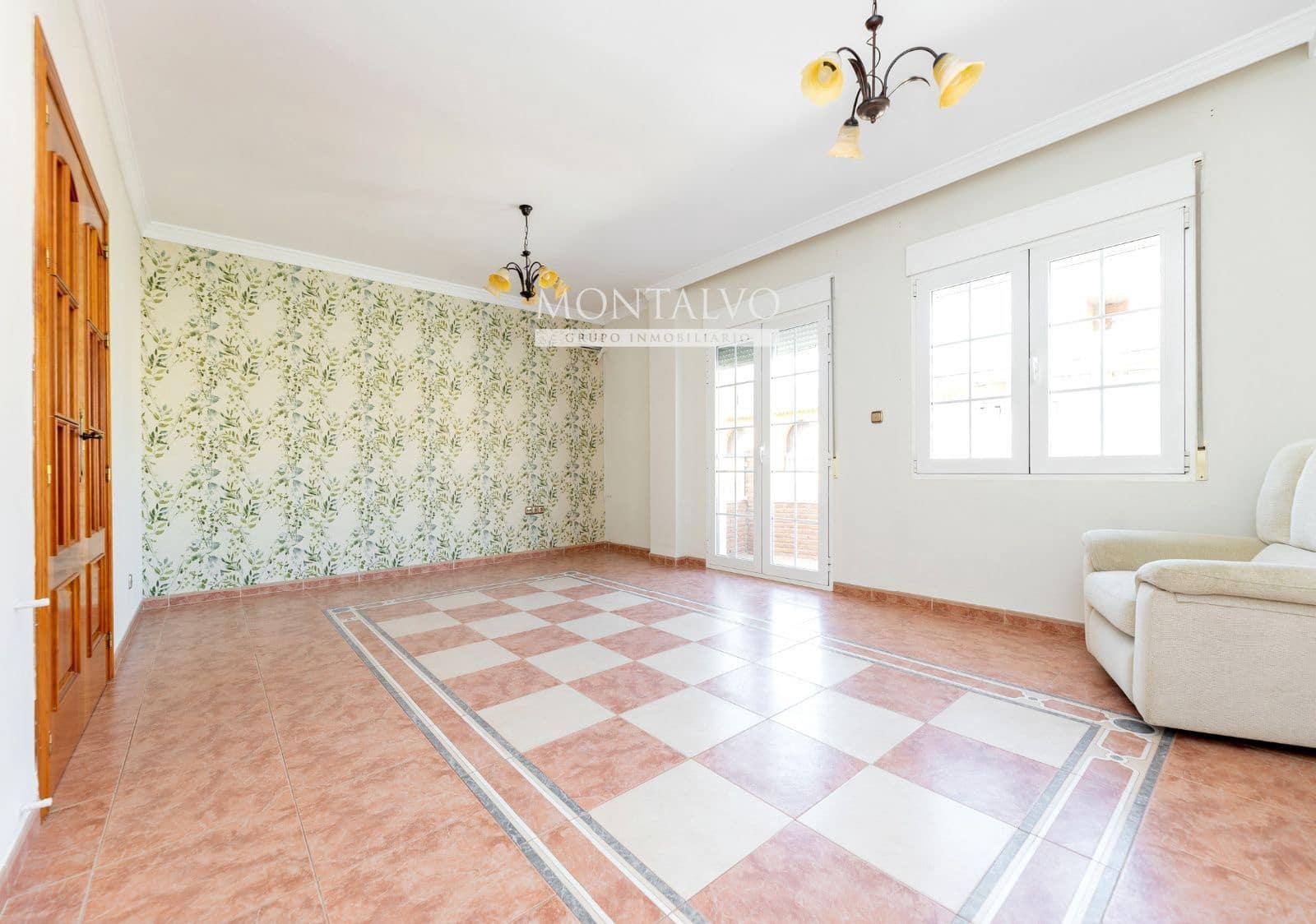 4 camera da letto Casa in vendita in Pinos Puente con garage - 159.900 € (Rif: 9950769)