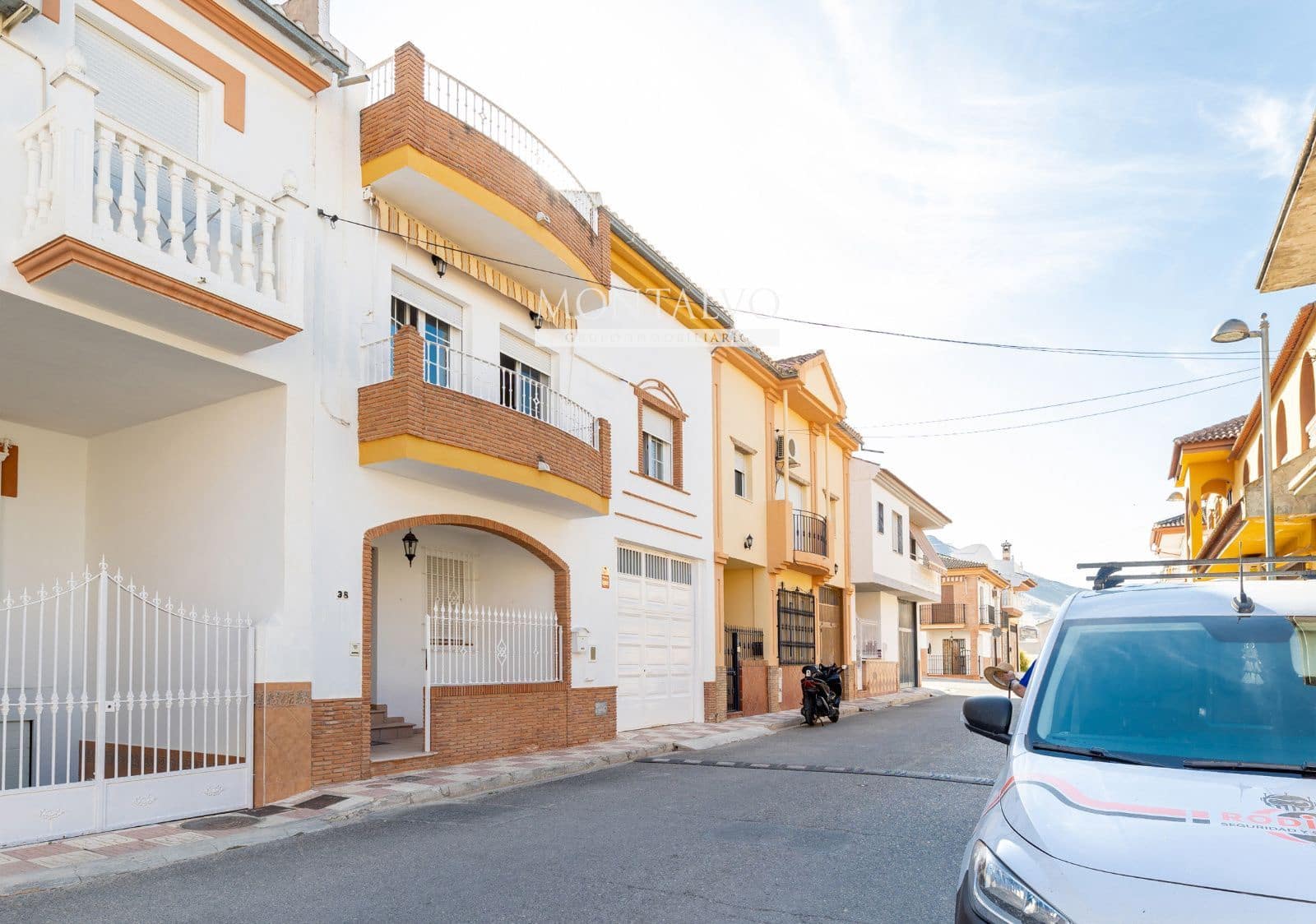 4 camera da letto Casa in vendita in Pinos Puente con garage - 159.900 € (Rif: 9950769)