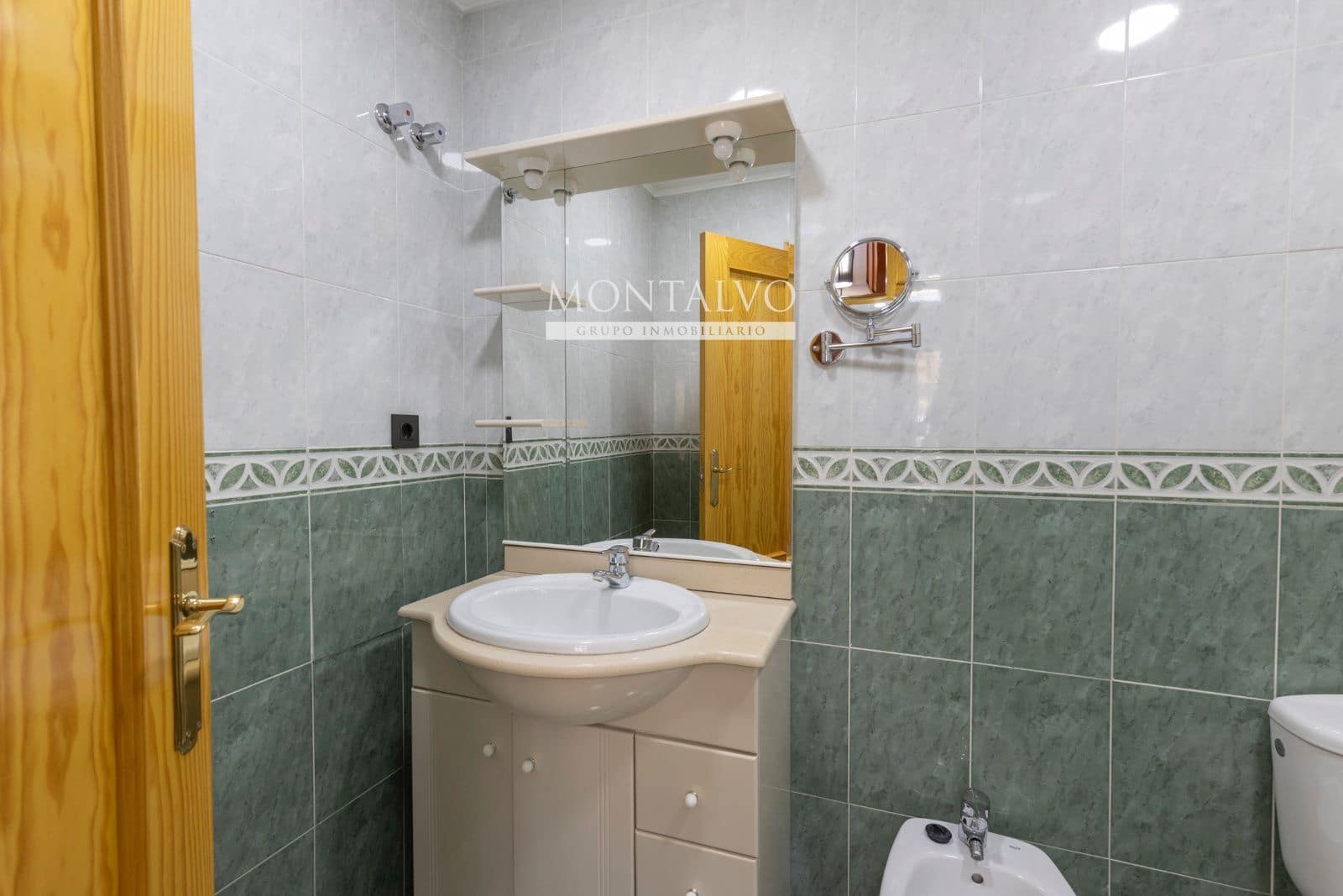 3 chambre Maison de Ville à vendre à Atarfe avec garage - 210 000 € (Ref: 9950856)