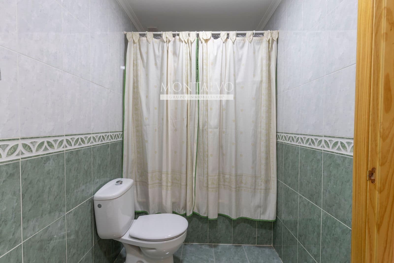 3 chambre Maison de Ville à vendre à Atarfe avec garage - 210 000 € (Ref: 9950856)