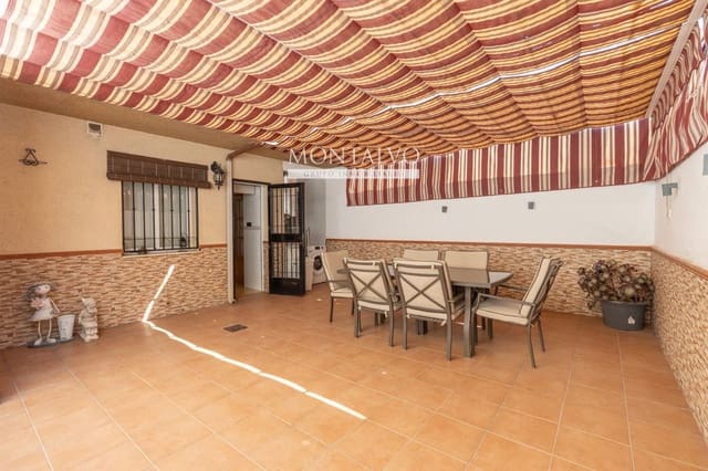 3 soverom Hus til salgs i Atarfe med garasje - € 210 000 (Ref: 9950856)