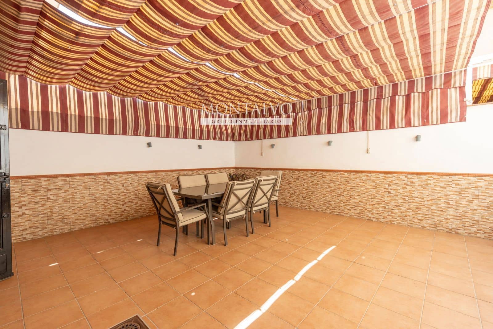 3 chambre Maison de Ville à vendre à Atarfe avec garage - 210 000 € (Ref: 9950856)