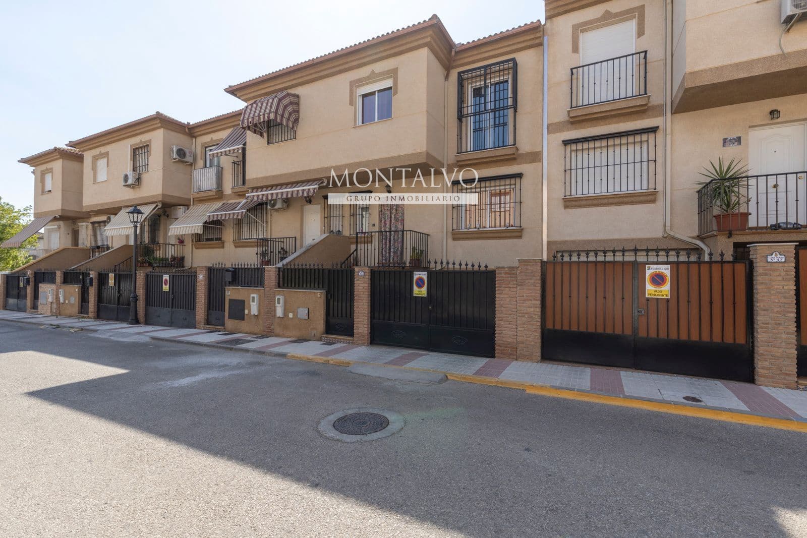 3 chambre Maison de Ville à vendre à Atarfe avec garage - 210 000 € (Ref: 9950856)