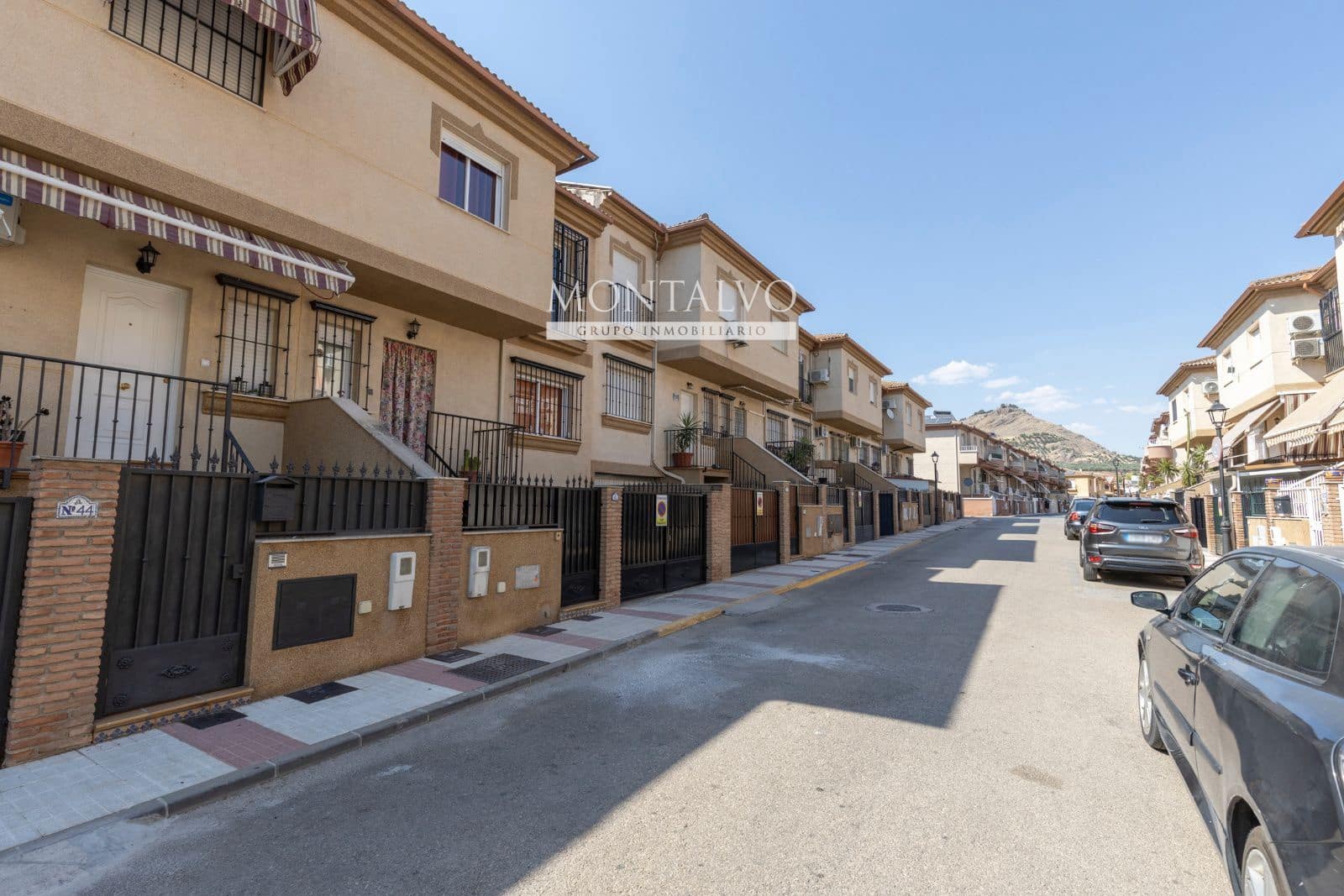 3 chambre Maison de Ville à vendre à Atarfe avec garage - 210 000 € (Ref: 9950856)