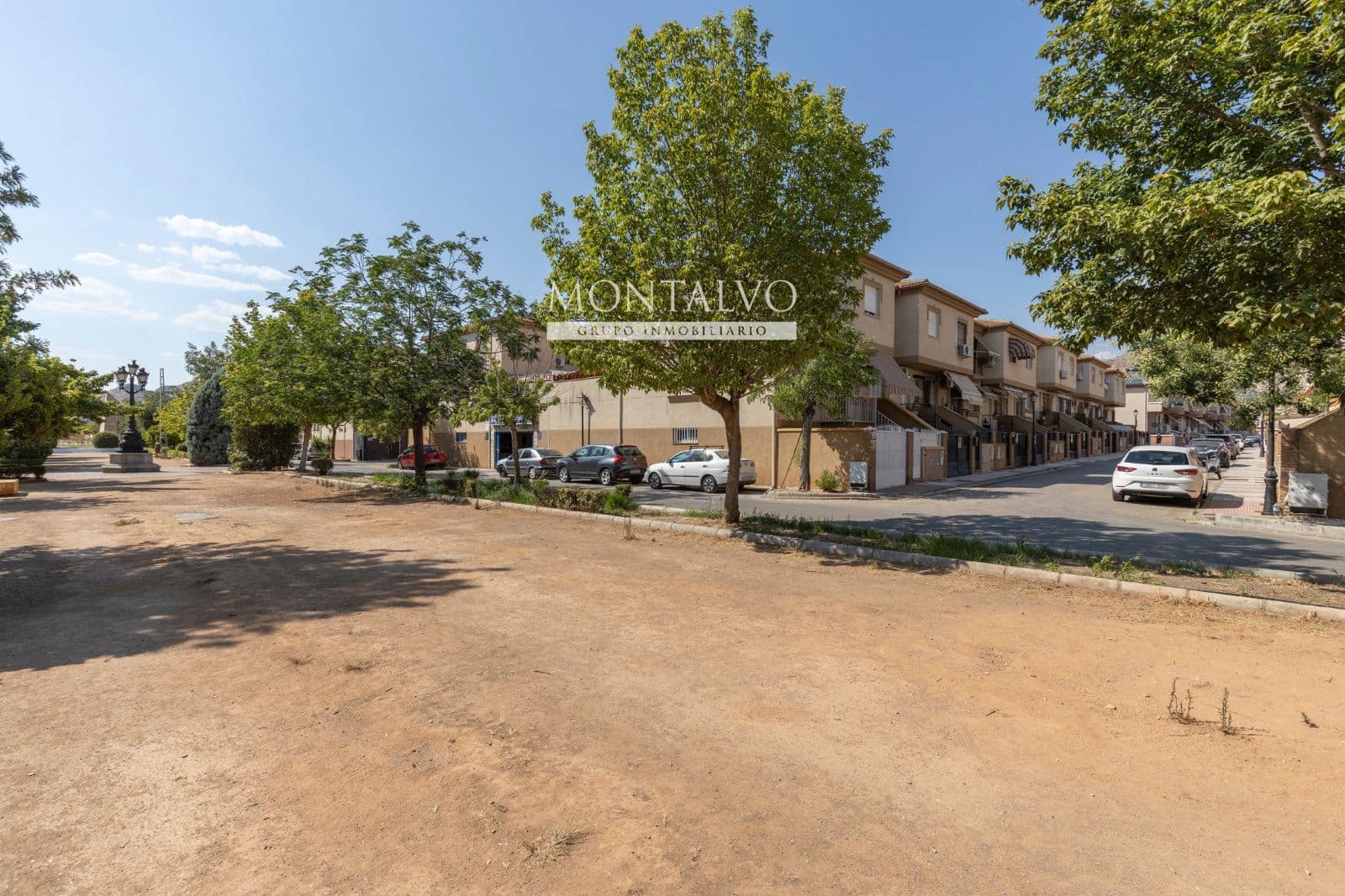 3 chambre Maison de Ville à vendre à Atarfe avec garage - 210 000 € (Ref: 9950856)
