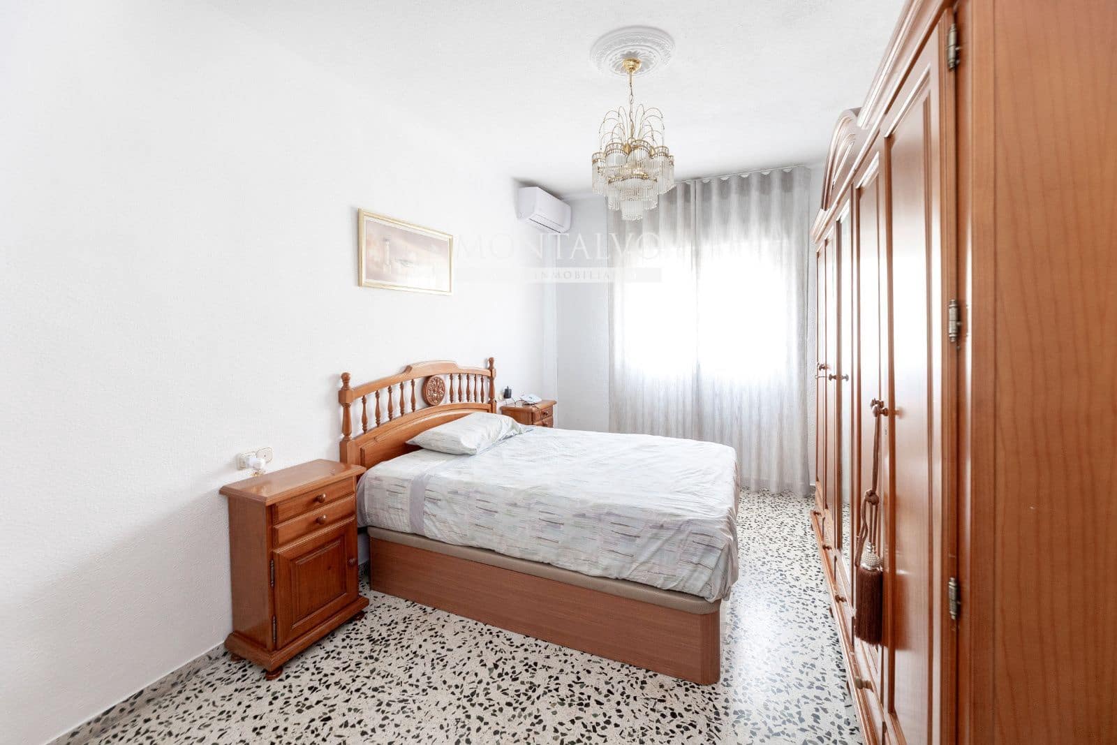 4 bedroom Flat for sale in Atarfe - € 107,000 (Ref: 9969114)