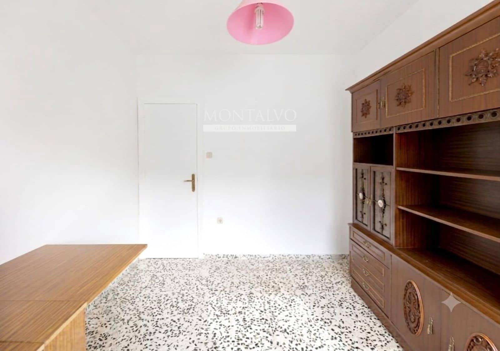 4 bedroom Flat for sale in Atarfe - € 107,000 (Ref: 9969114)