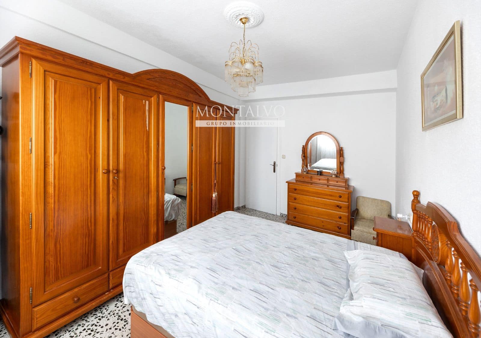 4 bedroom Flat for sale in Atarfe - € 107,000 (Ref: 9969114)