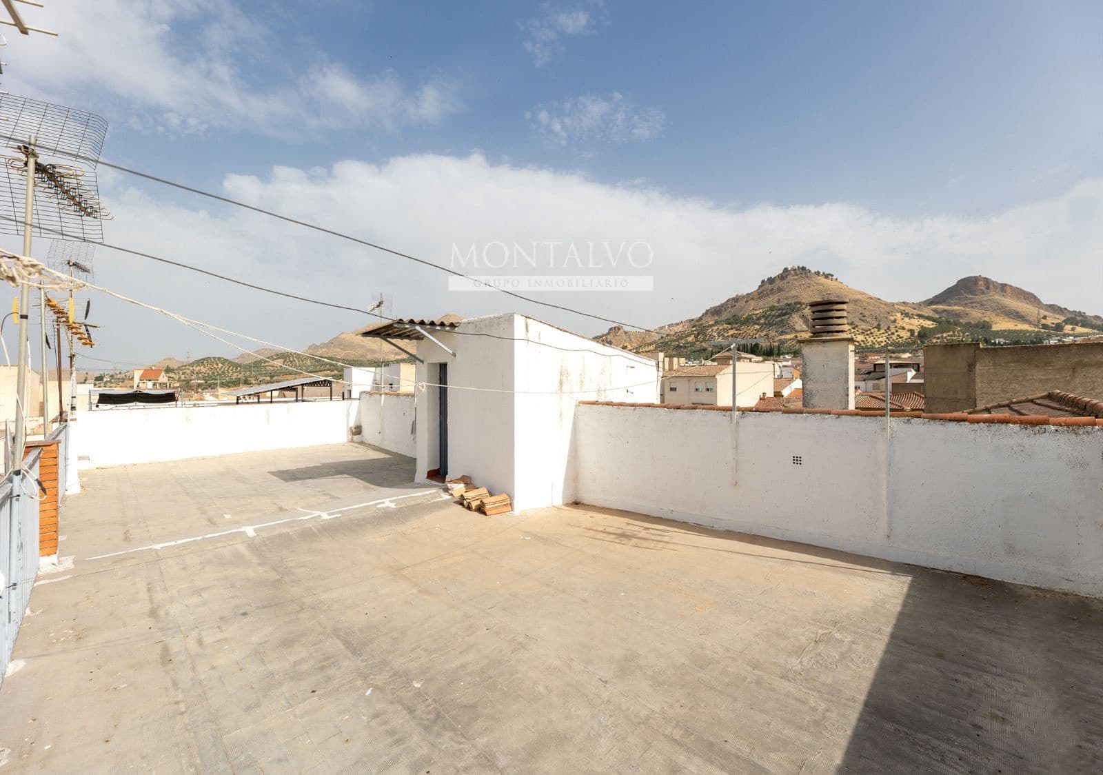 4 bedroom Flat for sale in Atarfe - € 107,000 (Ref: 9969114)