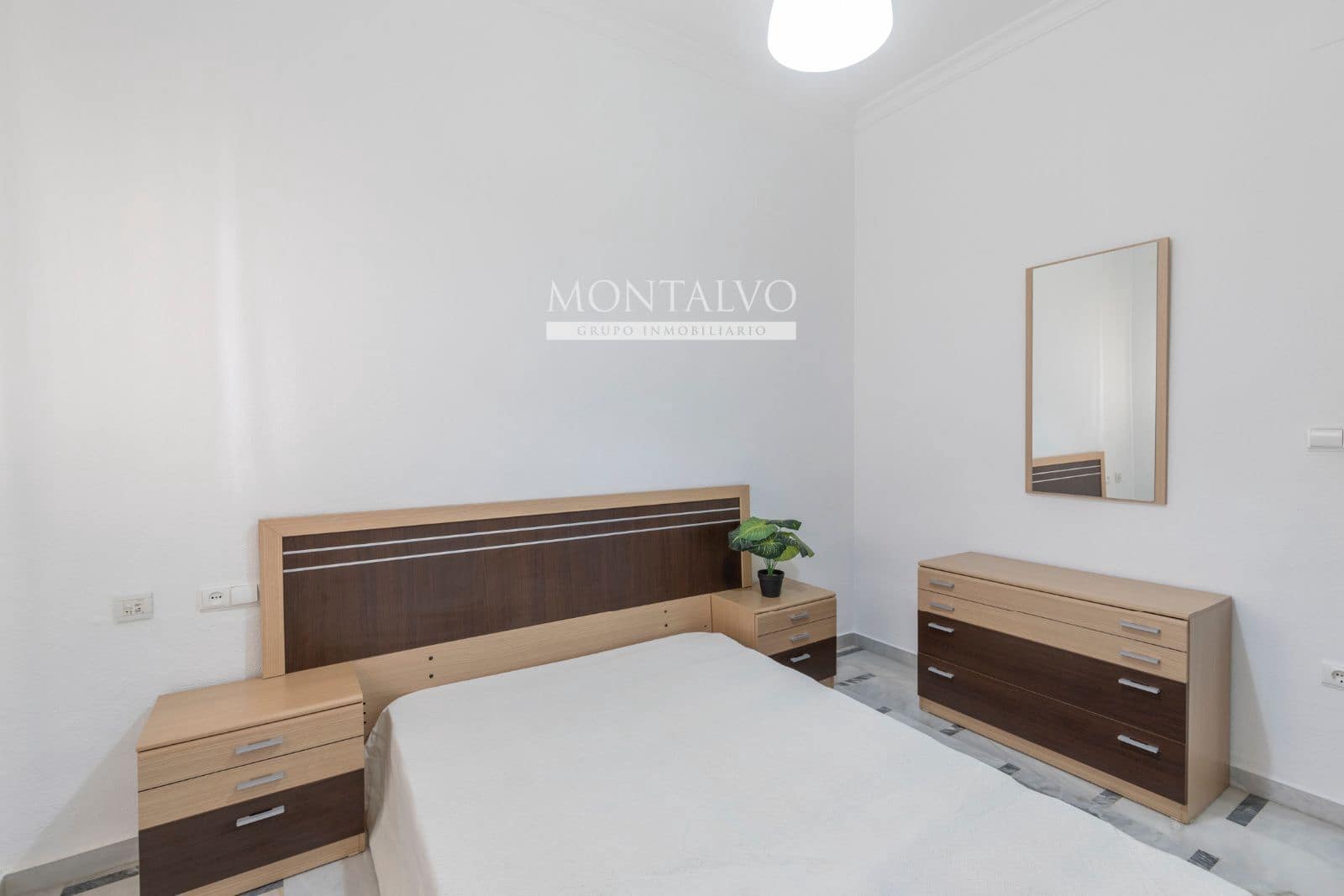2 bedroom Flat for sale in Atarfe - € 129,900 (Ref: 9976016)