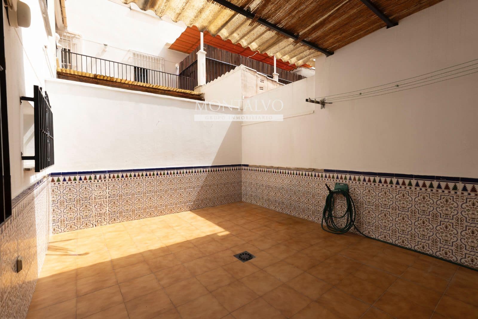 2 bedroom Flat for sale in Atarfe - € 129,900 (Ref: 9976016)