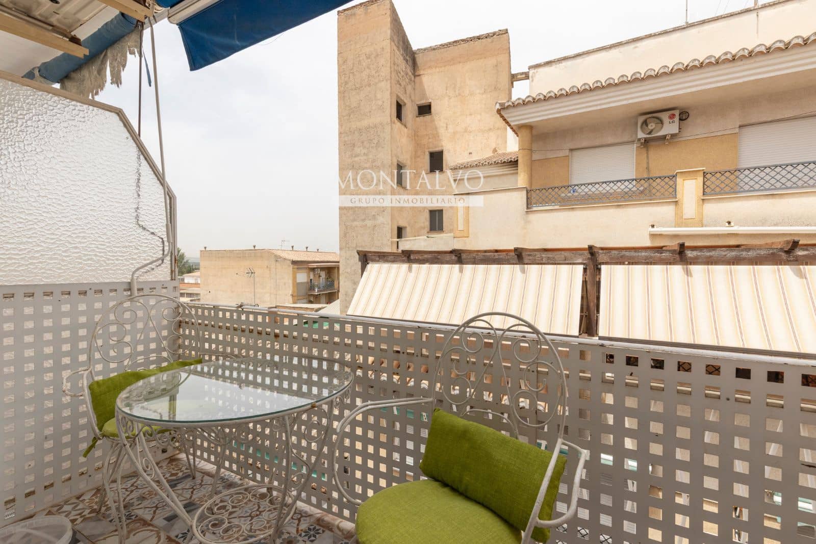 3 bedroom Flat for sale in Atarfe - € 132,000 (Ref: 9977666)