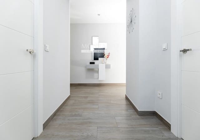 3 soverom Villa til salgs i Pinos Puente med svømmebasseng garasje - € 303 000 (Ref: 9977932)
