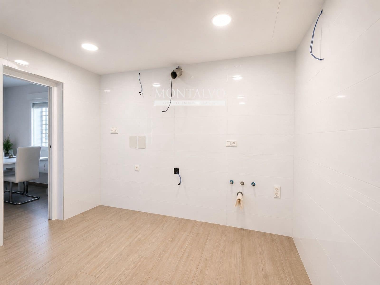 3 soverom Villa til salgs i Pinos Puente med svømmebasseng garasje - € 303 000 (Ref: 9977932)