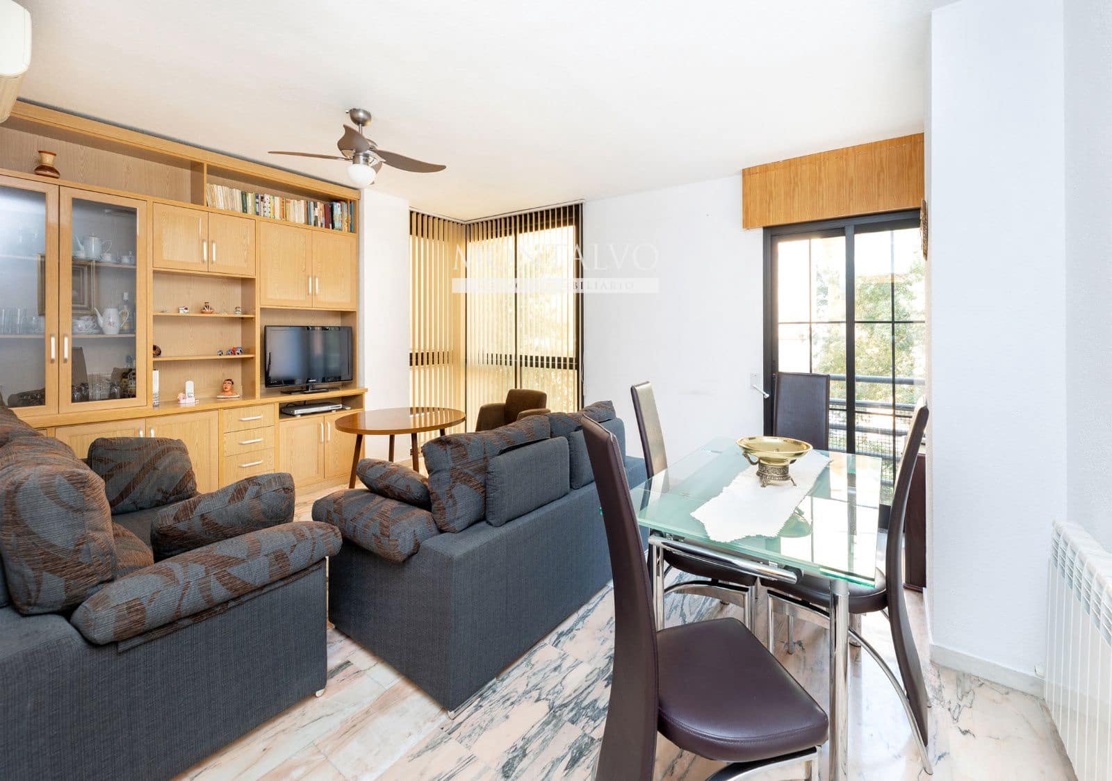 3 bedroom Flat for rent in Granada city - € 1,150 (Ref: 9983800)