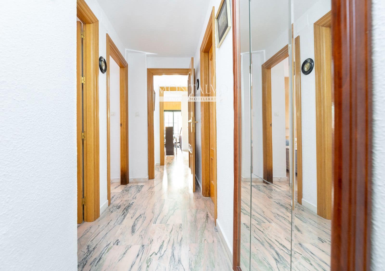 3 bedroom Flat for rent in Granada city - € 1,150 (Ref: 9983800)