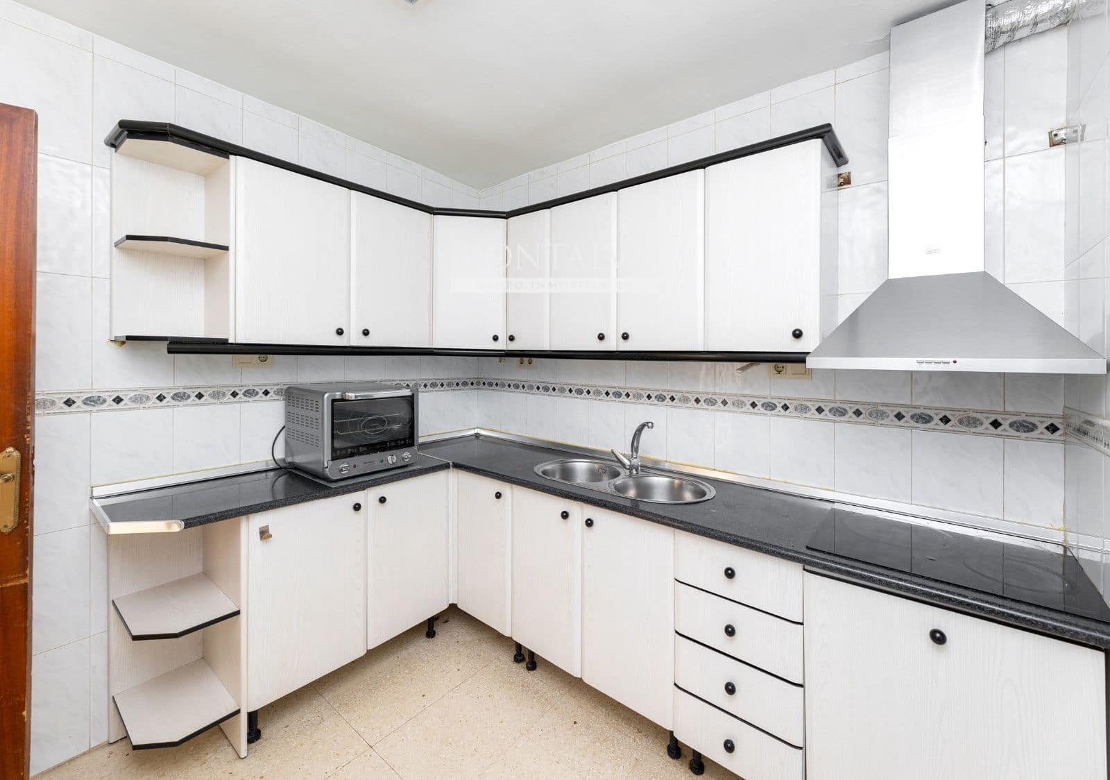 4 makuuhuone Asunto myytävänä paikassa Granada kaupunki - 305 000 € (Ref: 9984136)