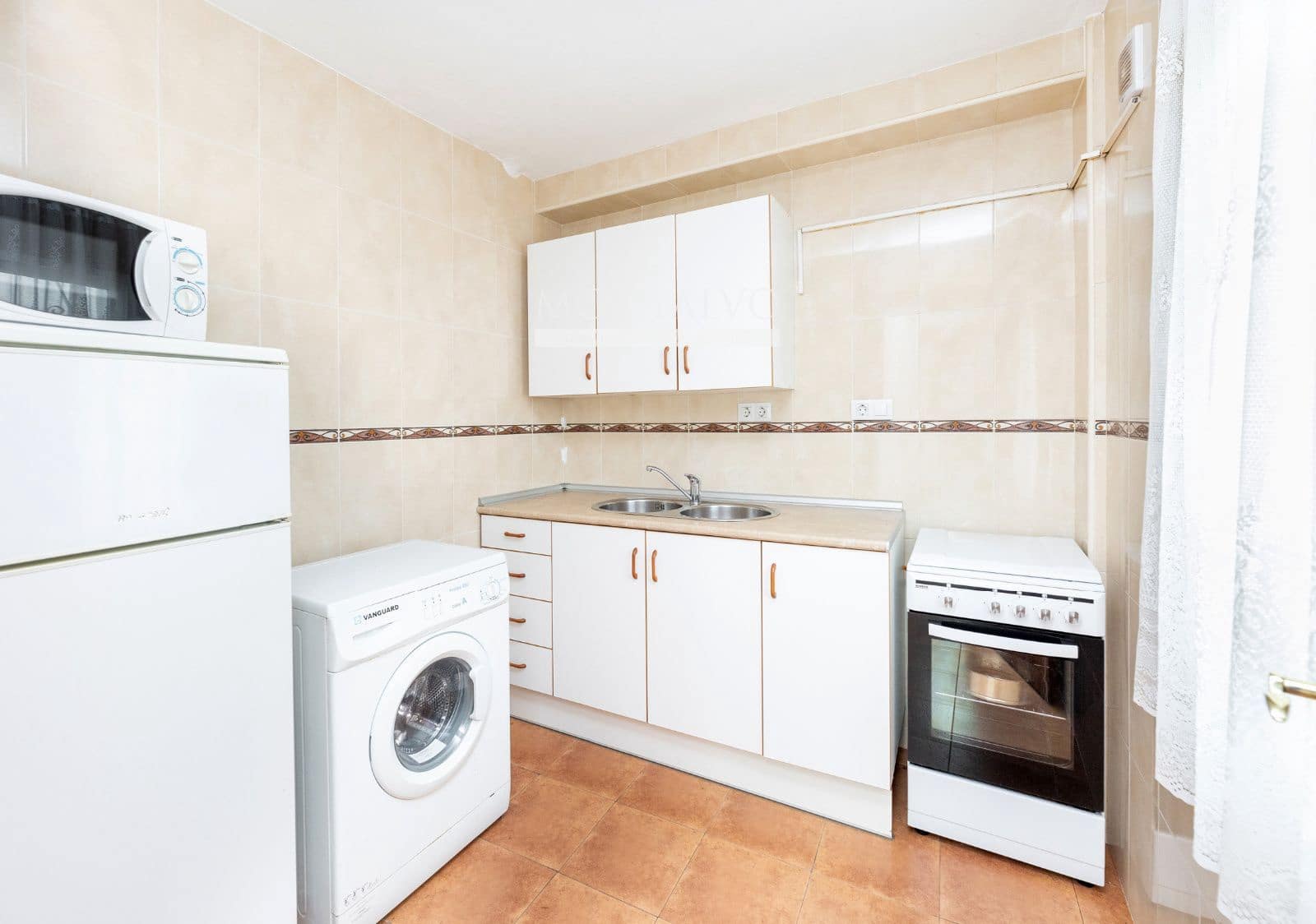 4 makuuhuone Asunto myytävänä paikassa Granada kaupunki - 305 000 € (Ref: 9984136)