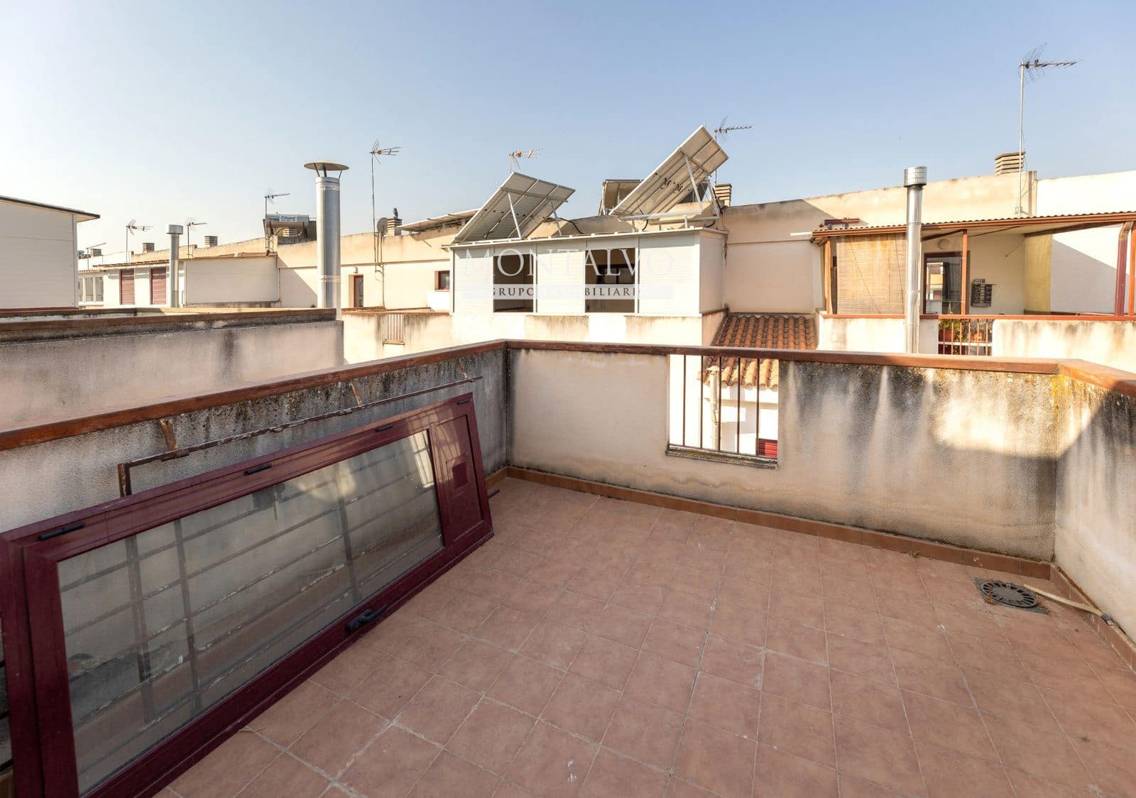 4 sovrum Villa till salu i Atarfe med garage - 219 900 € (Ref: 9986220)