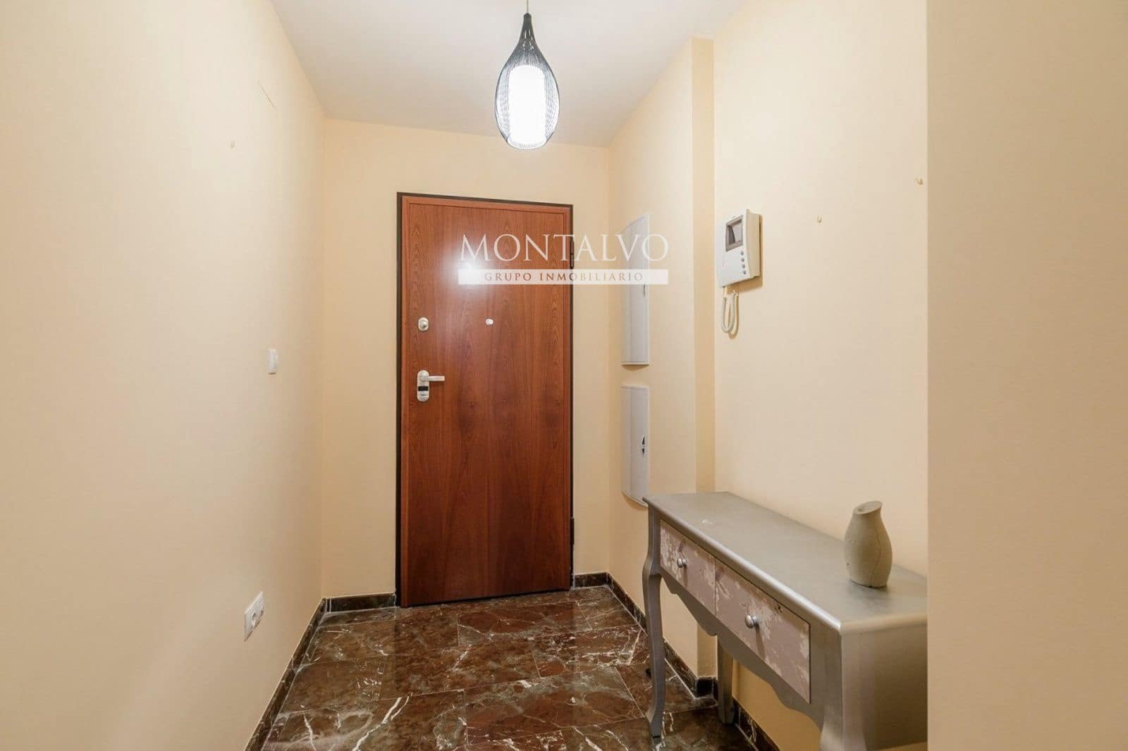 Appartement de 3 chambres à louer à Atarfe avec garage - 750 € (Ref: 9991995)