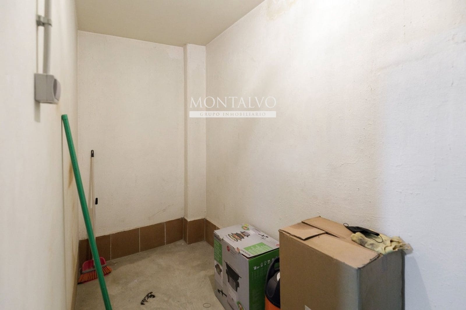 Appartement de 3 chambres à louer à Atarfe avec garage - 750 € (Ref: 9991995)
