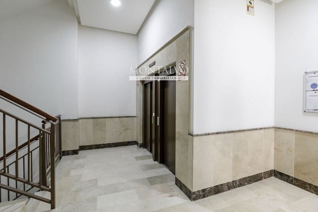 3 slaapkamer Flat te huur in Atarfe met garage - € 750 (Ref: 9991995)