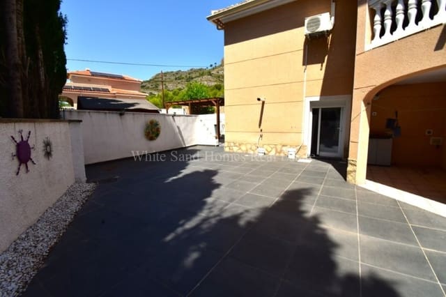 4 Zimmer Villa zu verkaufen in La Drova, Barx mit Pool Garage - 445.000 € (Ref: 10036237)