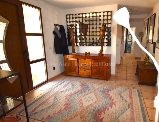 4 Zimmer Villa zu verkaufen in La Drova, Barx mit Pool Garage - 445.000 € (Ref: 10036237)