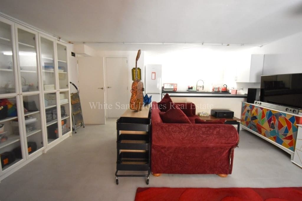 4 bedroom Villa for sale in La Drova with pool garage - € 445,000 (Ref: 10036237)