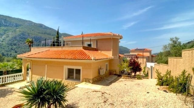 4 Zimmer Villa zu verkaufen in La Drova, Barx mit Pool Garage - 445.000 € (Ref: 10036237)