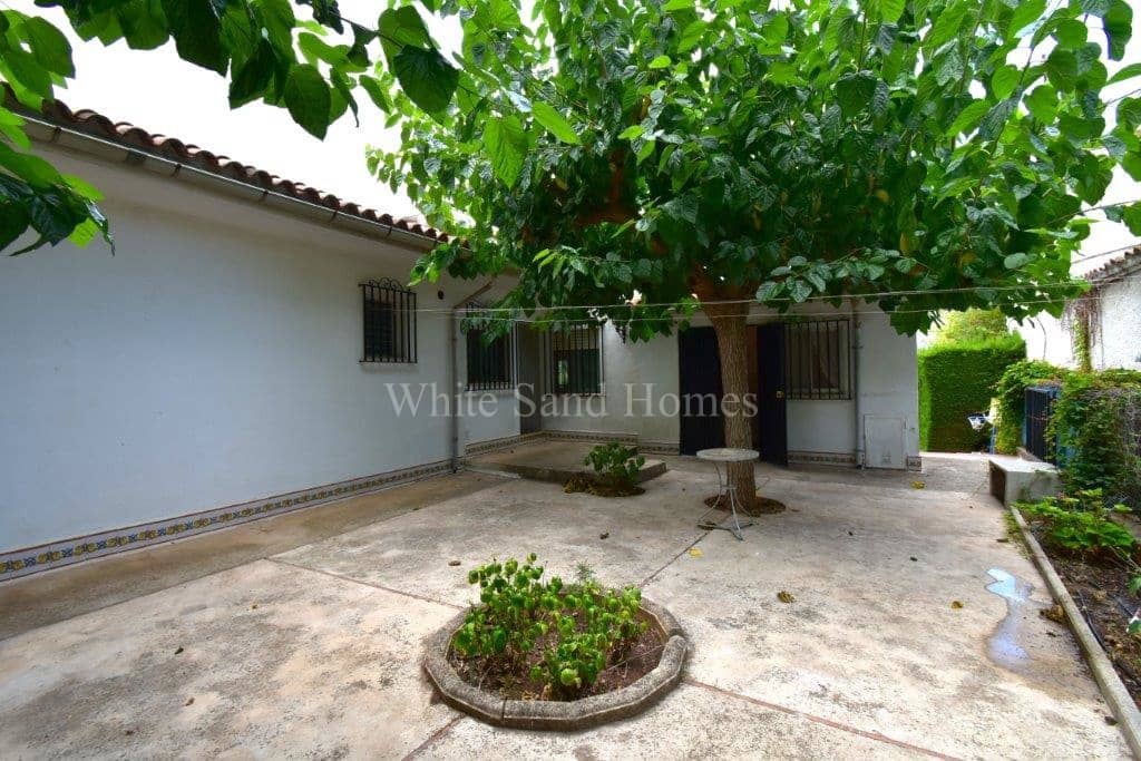 4 soverom Villa til salgs i Simat de la Valldigna med svømmebasseng - € 262 000 (Ref: 8422514)