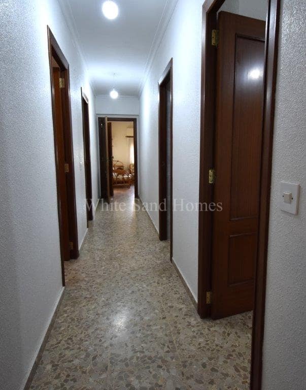 4 soverom Villa til salgs i Simat de la Valldigna med svømmebasseng - € 262 000 (Ref: 8422514)