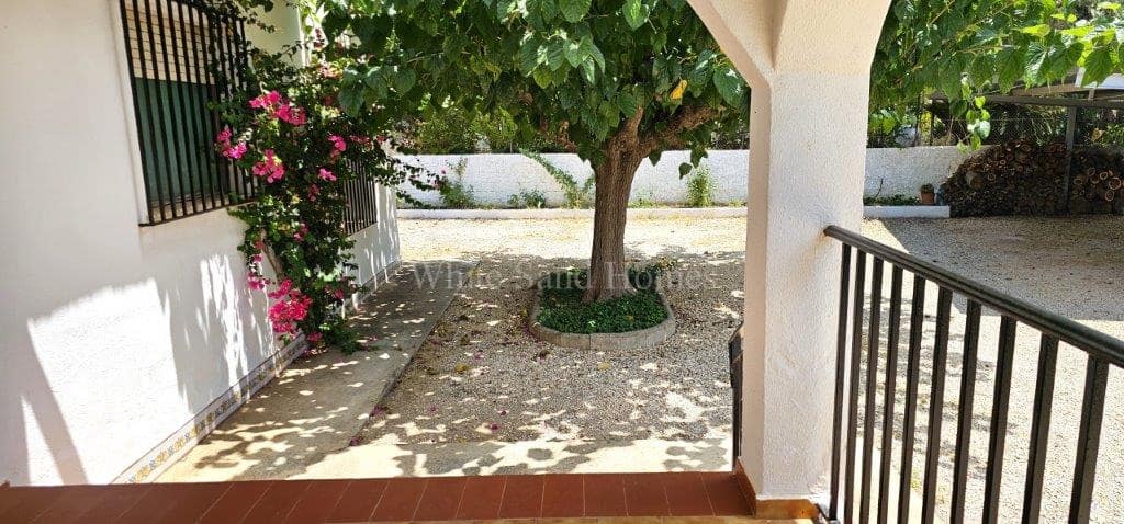 4 soverom Villa til salgs i Simat de la Valldigna med svømmebasseng - € 262 000 (Ref: 8422514)