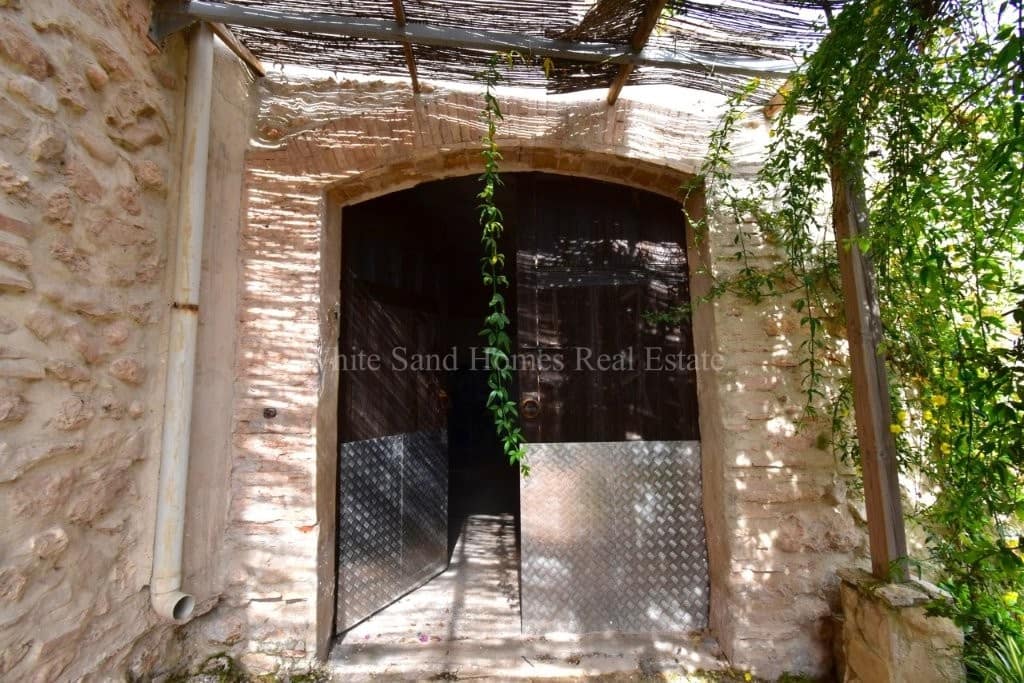 4 soveværelse Finca/Landehus til salg i Oliva de Merida med swimmingpool garage - € 499.000 (Ref: 8845649)