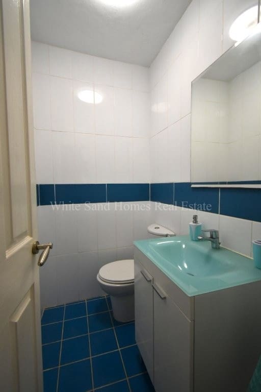 4 soveværelse Finca/Landehus til salg i Oliva de Merida med swimmingpool garage - € 499.000 (Ref: 8845649)