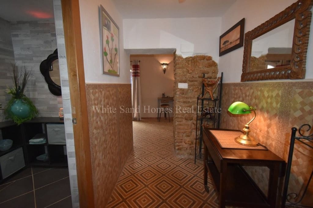 4 soveværelse Finca/Landehus til salg i Oliva de Merida med swimmingpool garage - € 499.000 (Ref: 8845649)