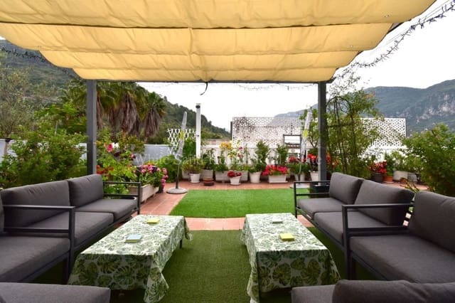 2 makuuhuone Kattohuoneisto myytävänä paikassa Barx mukana 
autotalli - 195 000 € (Ref: 9075536)